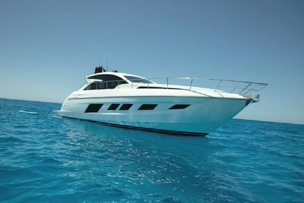 Barco disponible para alquiler en Cambrils, Cataluña